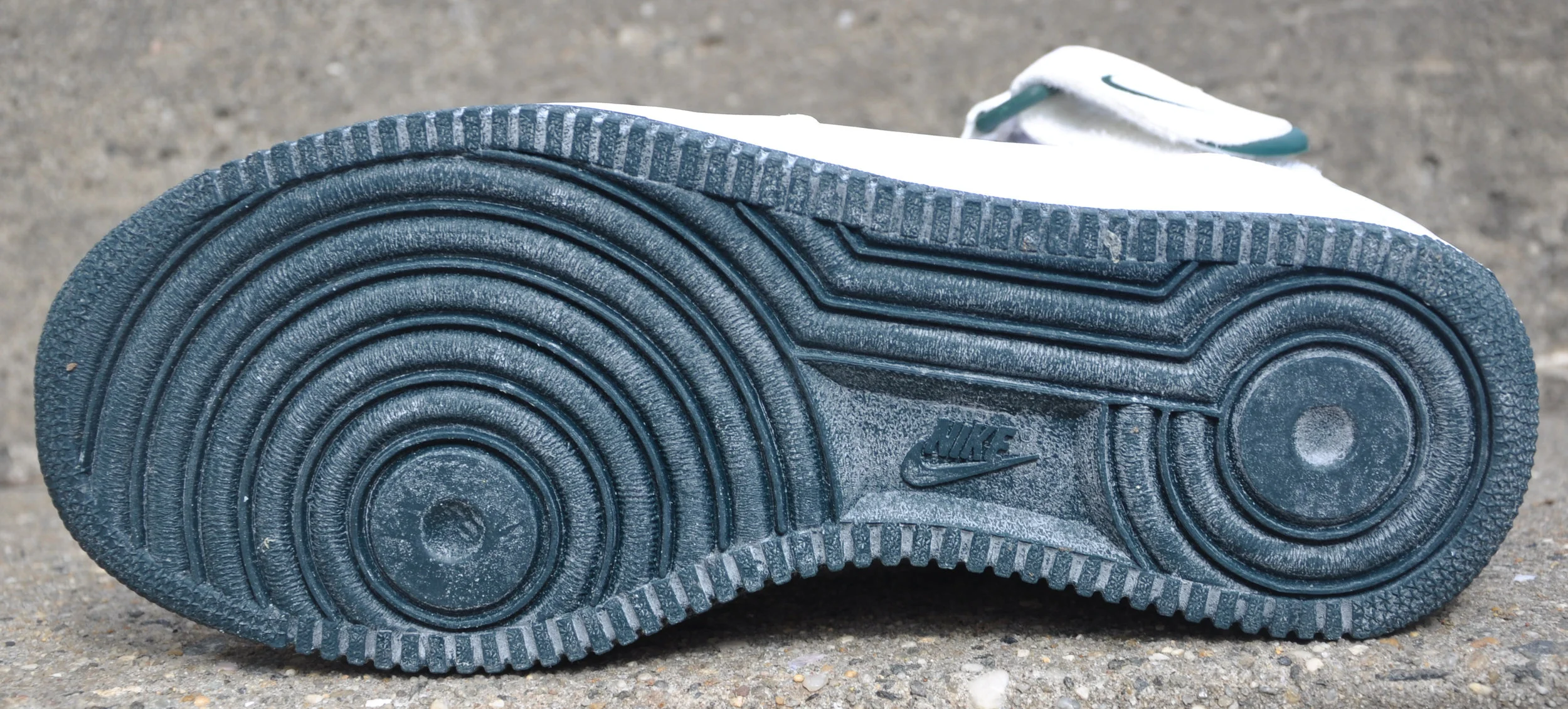 bottom+of+Nike+Air+Force+1+